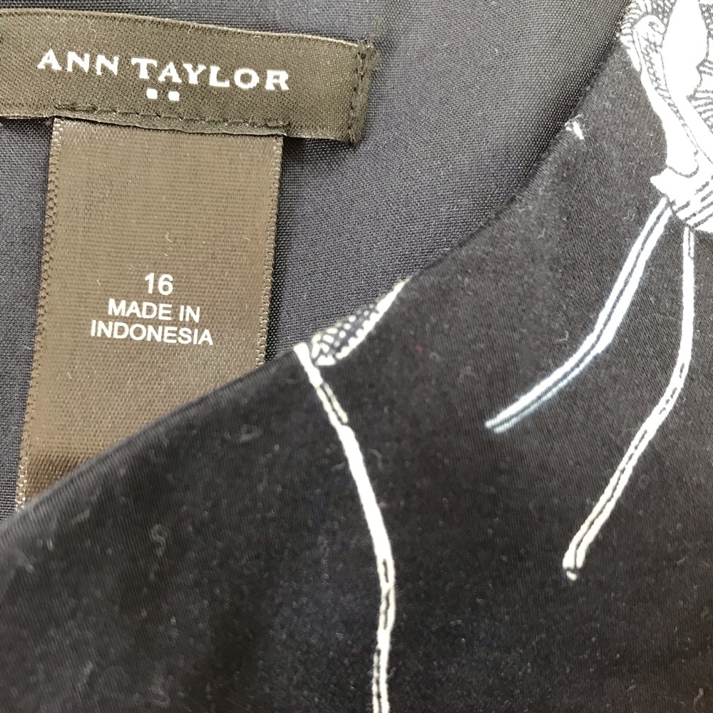 Ann Taylor 16 Sleeveless Dress - Picture 2 of 4